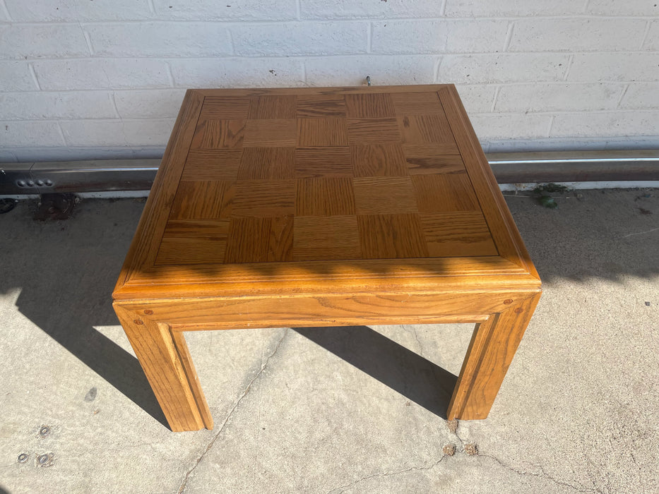Wooden end/side table 25467