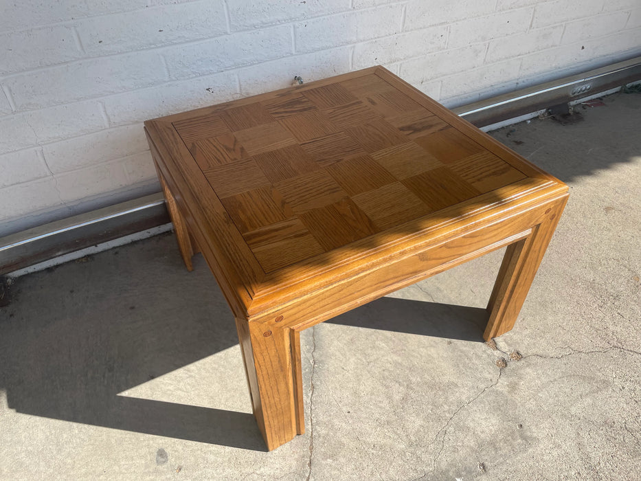 Wooden end/side table 25467