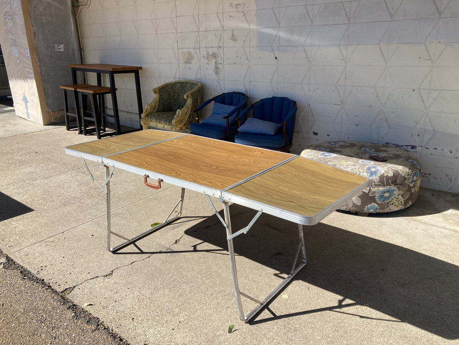 Aluminum folding camping table 30529
