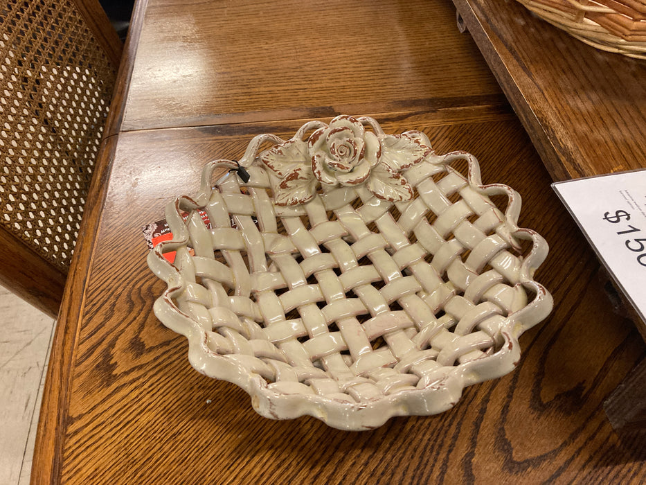 Vintage basket weave bowl 30550