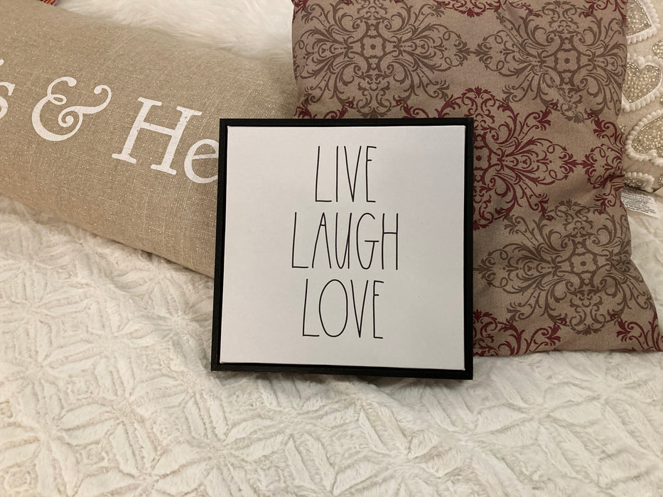 Live laugh love decor sign