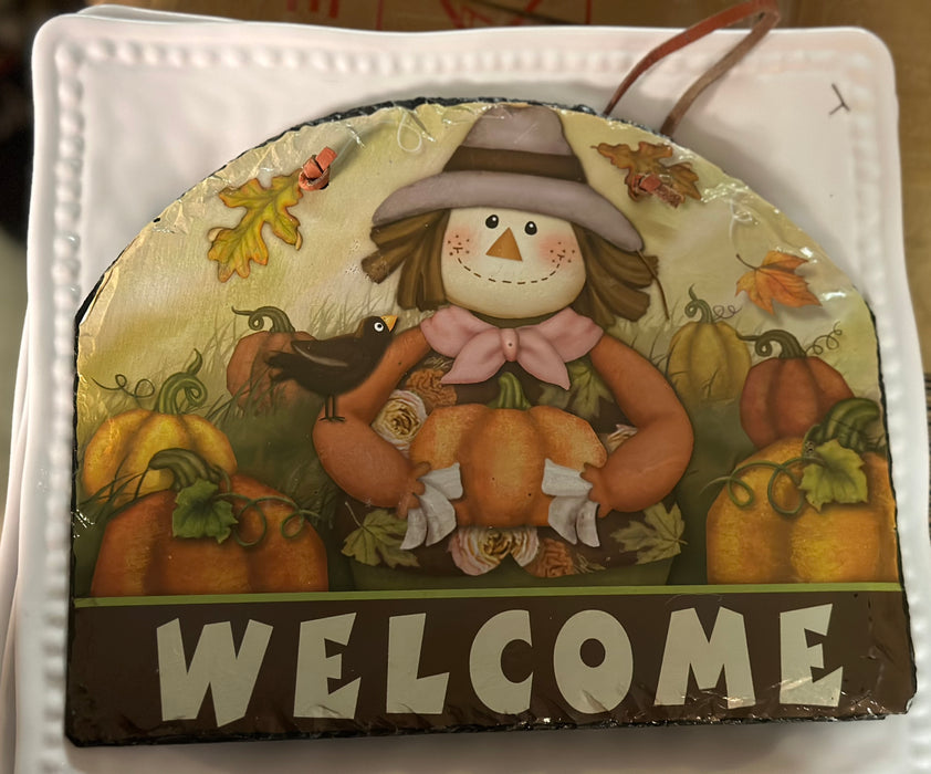 Stone scarecrow welcome sign 30626