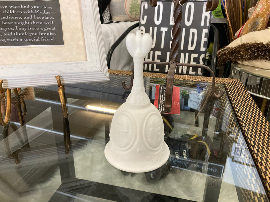 Vintage Fenton bicentennial bell 1776 30679