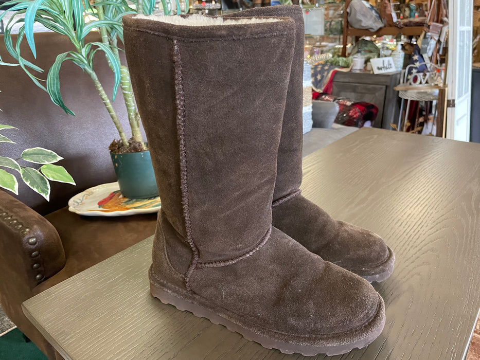 Bear paw boots size 10 30713